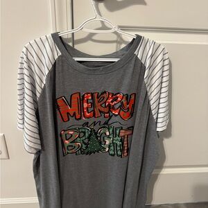 Amazon Essentials Gray and White Short Sleeve Tee